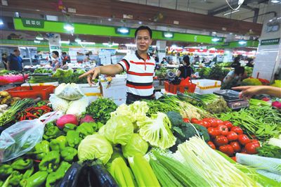 三亚常年蔬菜基地每天可供应160多吨叶菜